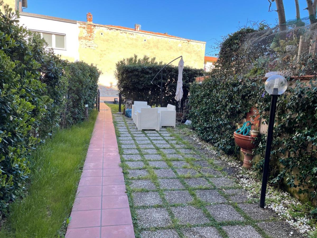 Bed and Breakfast Sunrise Marina Di Pisa Exterior foto